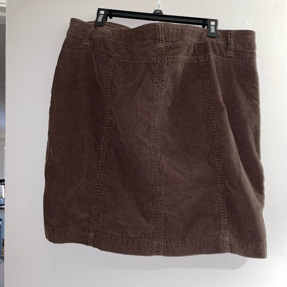 Chocolate brown corduroy skirt. - Picture 2 of 4